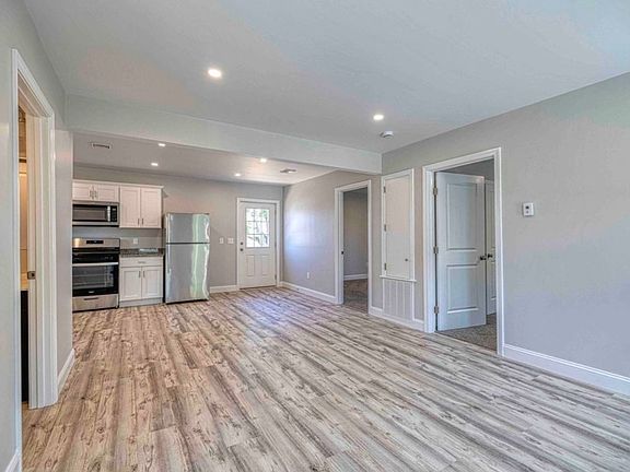 2nd image of 149 Mason St #3