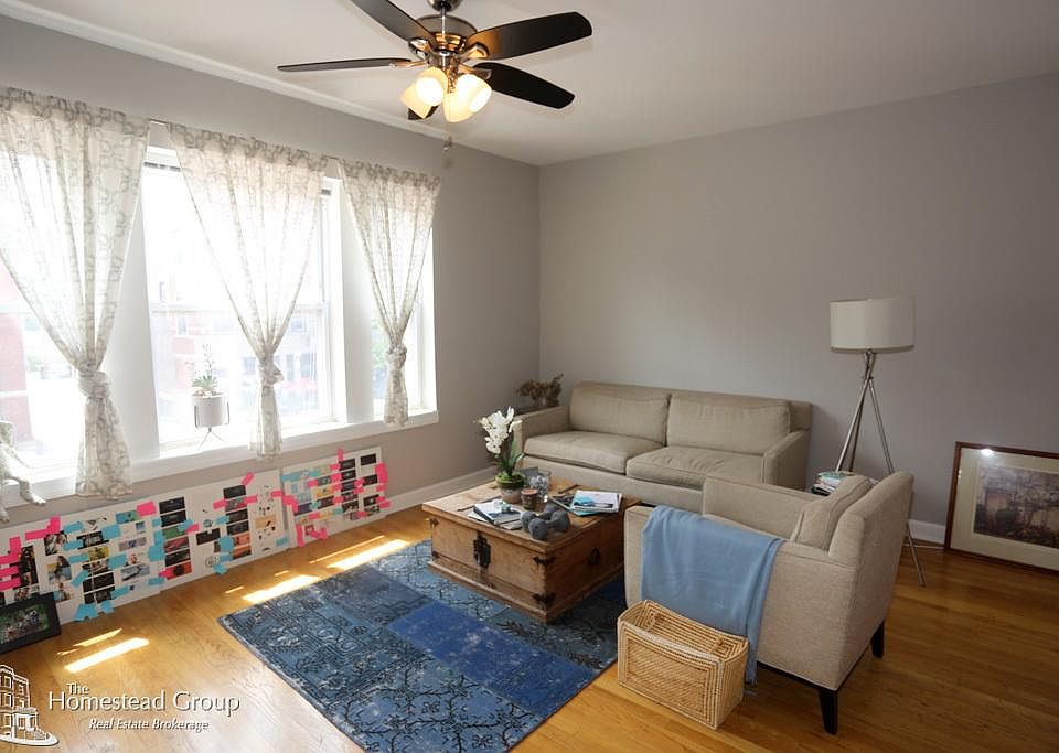 1st image of 1916 W Montrose Ave #2