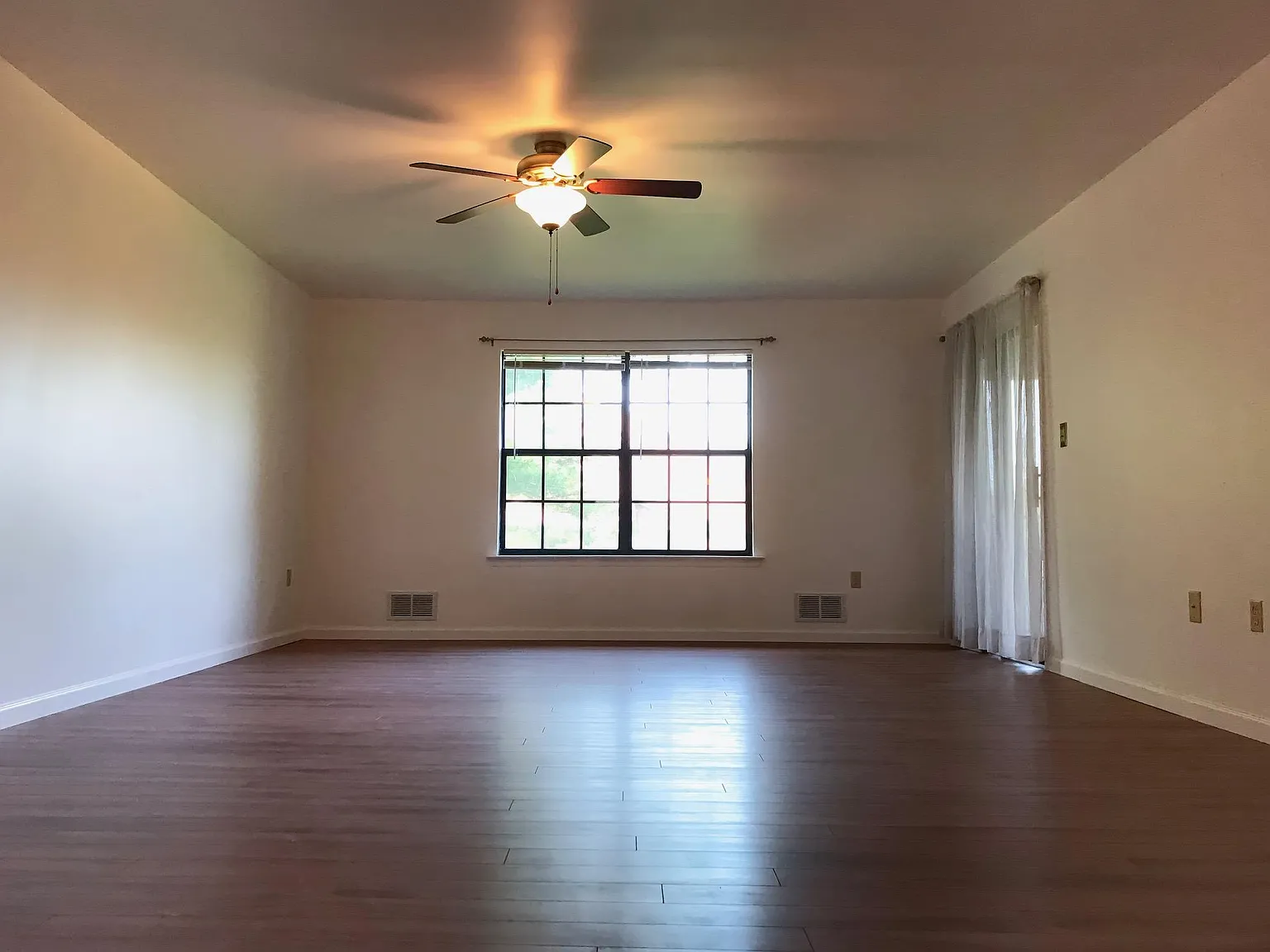 36 Barclay Ct — Photo 4