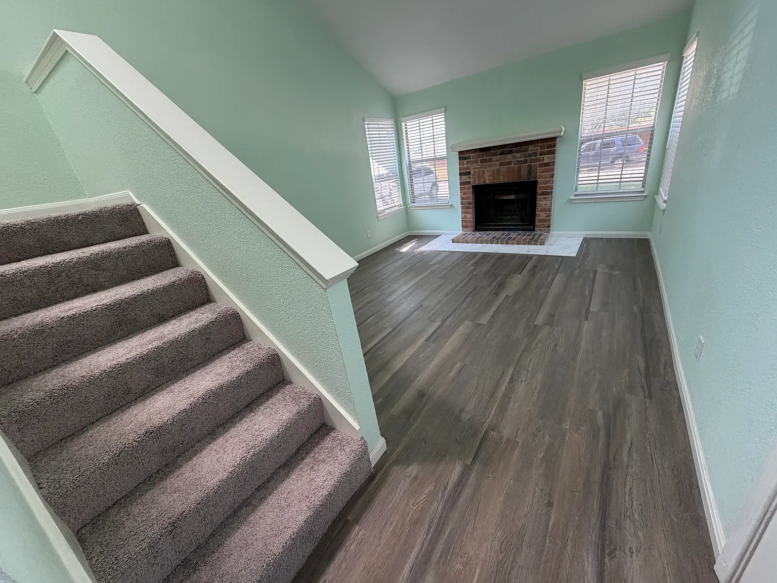 3 bed, 1501 sqft, $2,200 — Photo 2