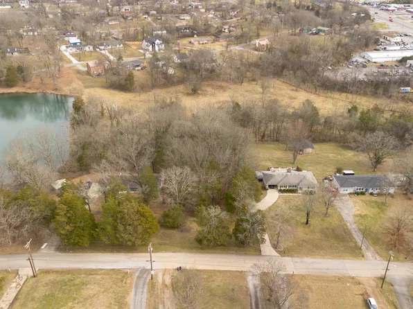 118 Mallard Dr, Hendersonville, TN 37075