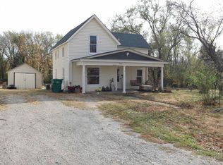 501 Maple St, Valley Falls, KS 66088