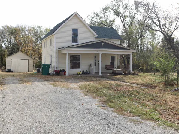 501 Maple St, Valley Falls, KS 66088