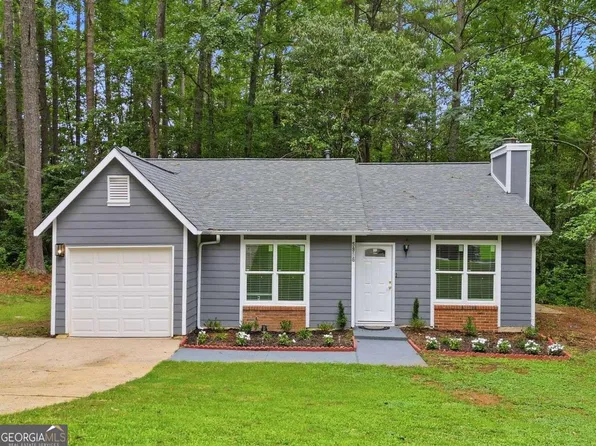 5856 Rock Rd, Union City, GA 30291