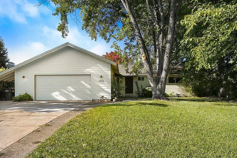 5925 Helva Ln photo 1