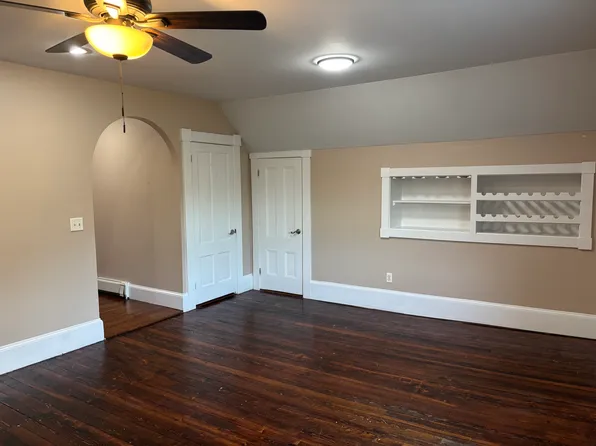 1732 Broad St, Cranston, RI