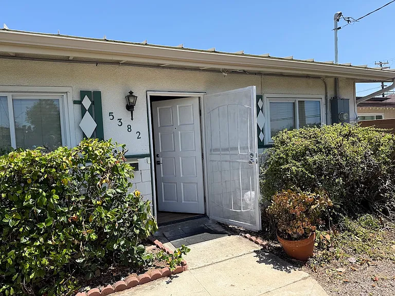 5382 Triana St — Photo 2