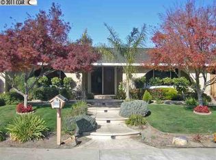 2 Dubost Ct, Danville, CA 94526