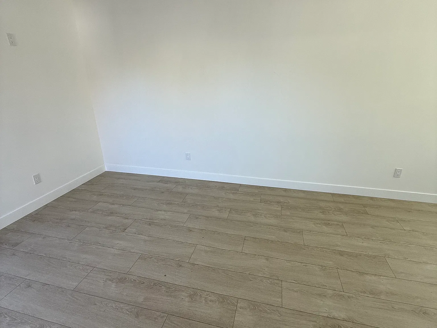 3 bed, $3,400 — Photo 2