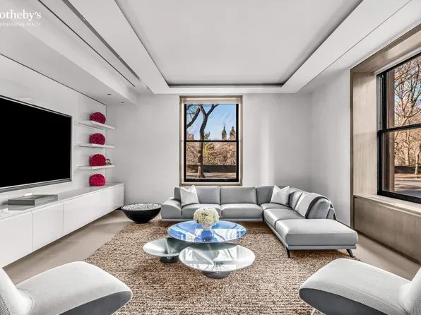 927 5th Avenue image 4 of 20