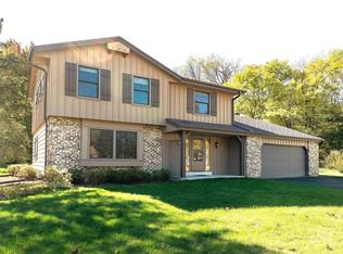 9029 Greenacre Ct, Greendale, WI 53129