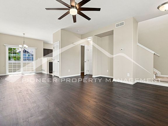 3rd image of 19253 E Idaho Dr Unit 102