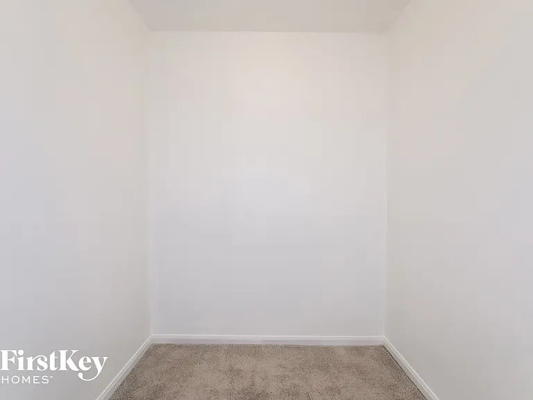 112 Barbwire Way — Photo 10