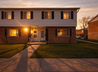 1358 Monomoy St APT A, Aurora, IL 60506
