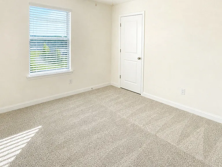 103 Cowslip Way — Photo 13