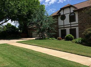 2803 Raintree Cir, Norman, OK 73072