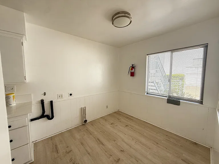 1581 College View Dr #2 — Photo 6