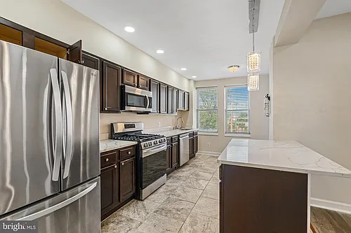 2509 Linden Ave #2 Photo 1