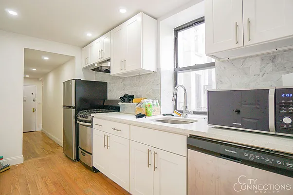 Rented by City Connections Realty | media 31