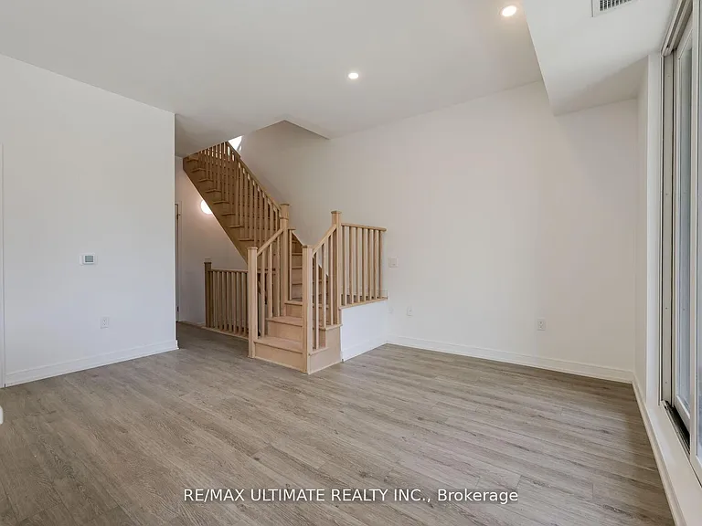 172 Clonmore Dr #3 — Photo 6