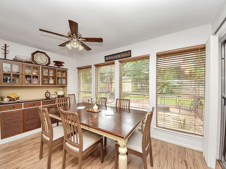 18 N Deerfoot Cir — Photo 22