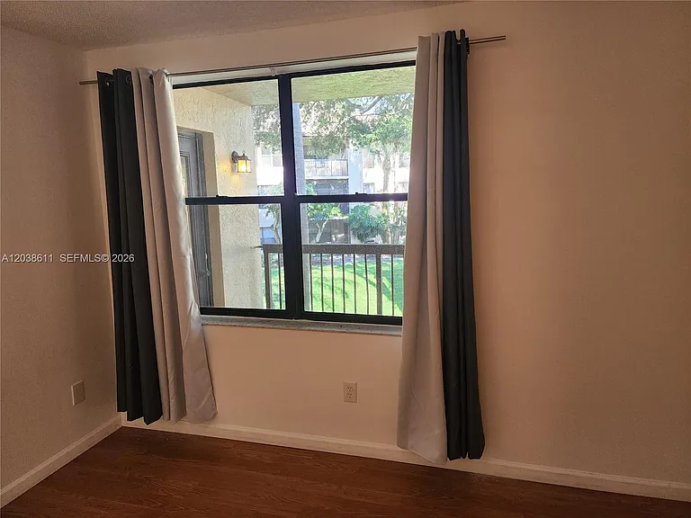 4401 W McNab Rd #16 — Photo 12