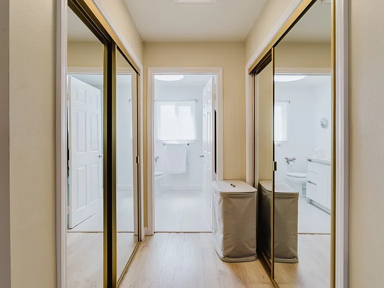10619 Mather Ave — Photo 45