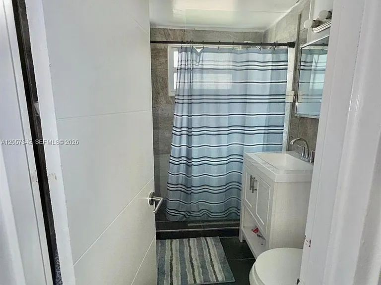 1600 Pennsylvania Ave #4 — Photo 6