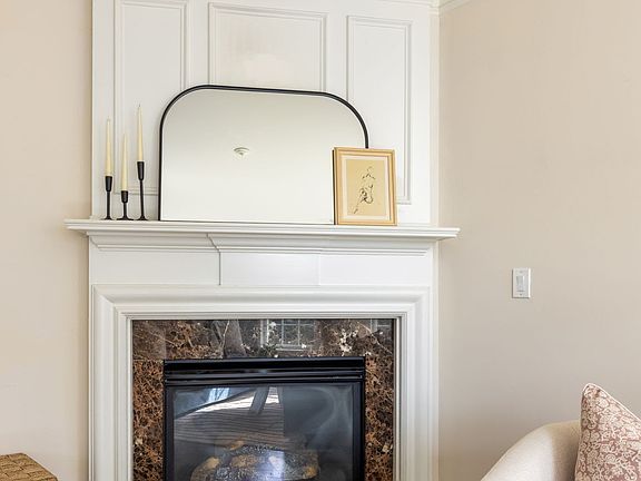 5th image of 4875 Seldon Way SE