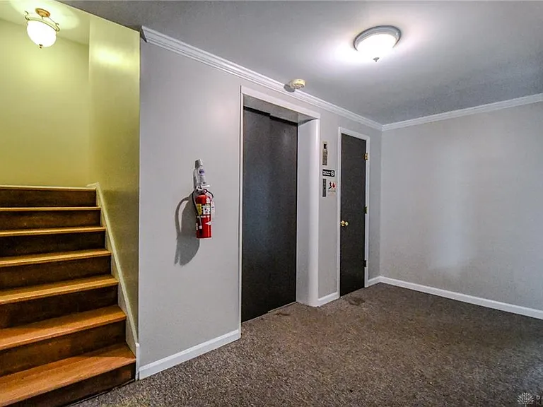 121 E Schantz Ave #3 — Photo 33