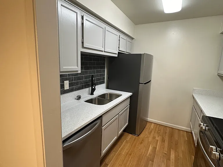 2118 Acklen Ave #64 — Photo 19