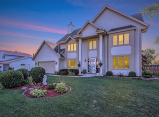 5410 Chestnut Dr, Racine, WI 53402