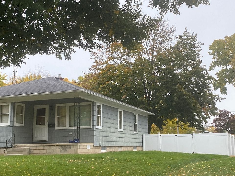 2nd image of 559 Vermont St