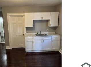 61 Johnson St #2, Springfield, MA 01108