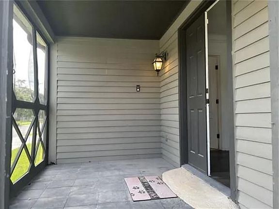 3rd image of 6000 Marigny St