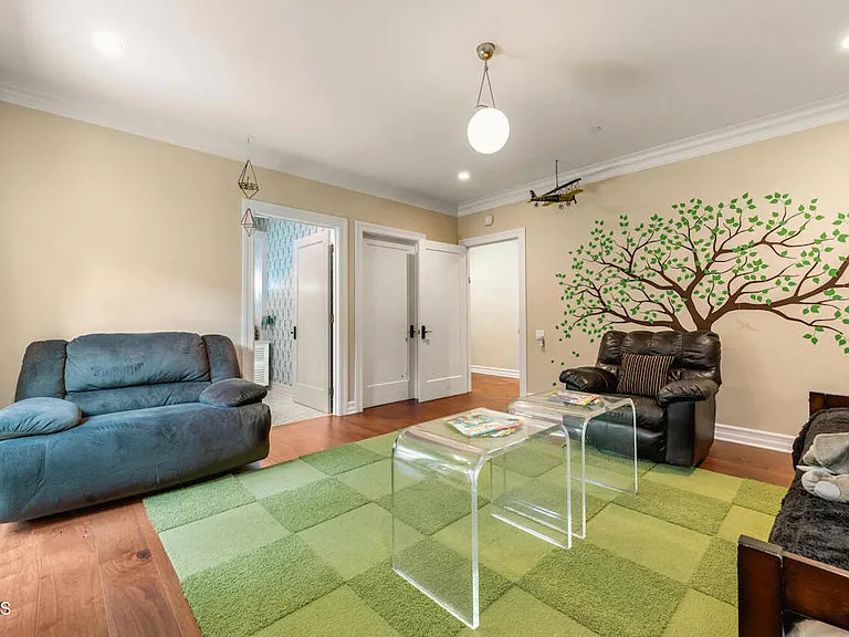 1410 Hillcrest Ave — Photo 29