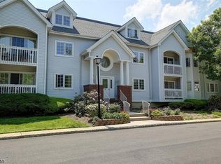 2B Leva Dr #202, Morristown, NJ 07960