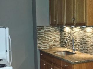 8801 Schneider Ave APT 8, Highland, IN 46322