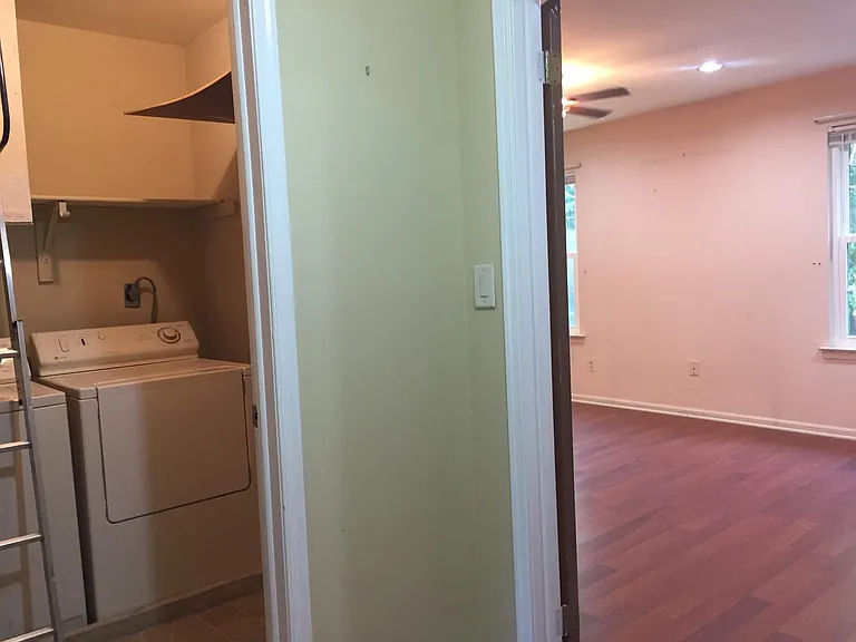 2503 Deerfield Dr — Photo 10
