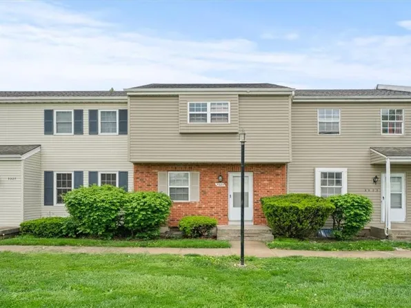 5925 E 127th St, Grandview, MO 64030