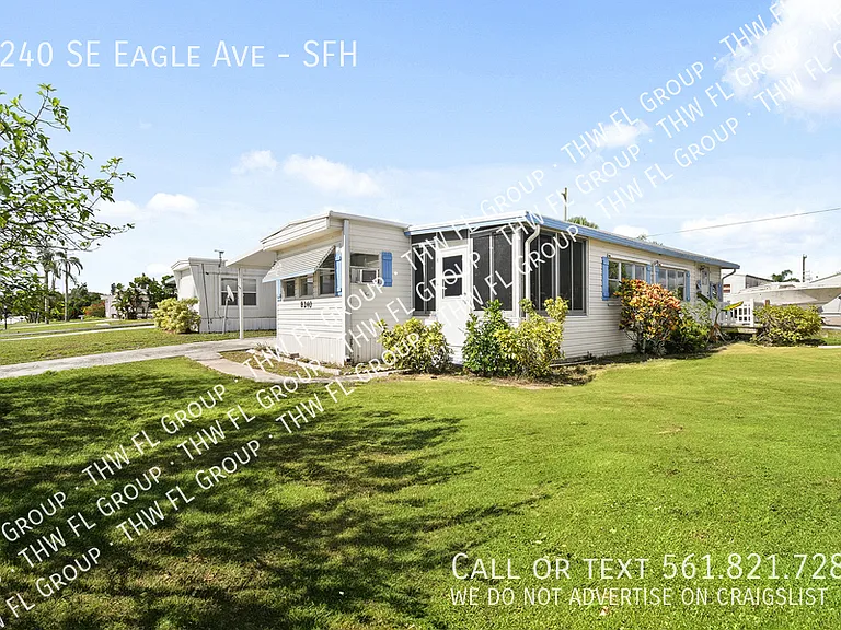 8240 SE Eagle Ave #SFH — Photo 1