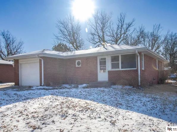 7541 Holdrege St, Lincoln, NE 68505