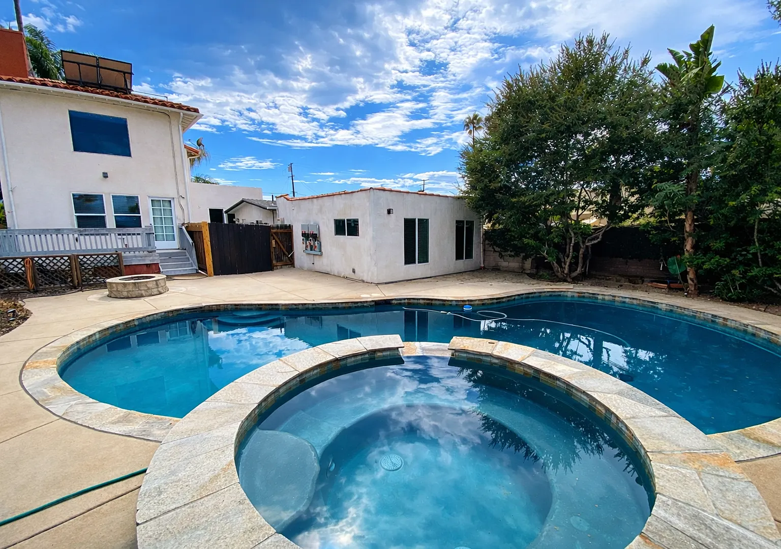 Amazing Pool+Spa! — Photo 1