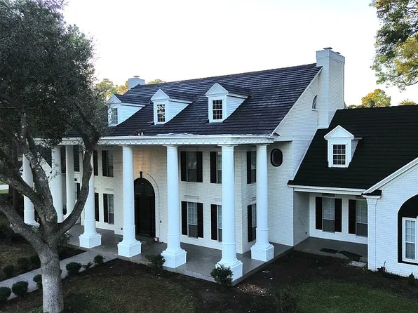 2922 Cedar Woods Pl, Houston, TX 77068