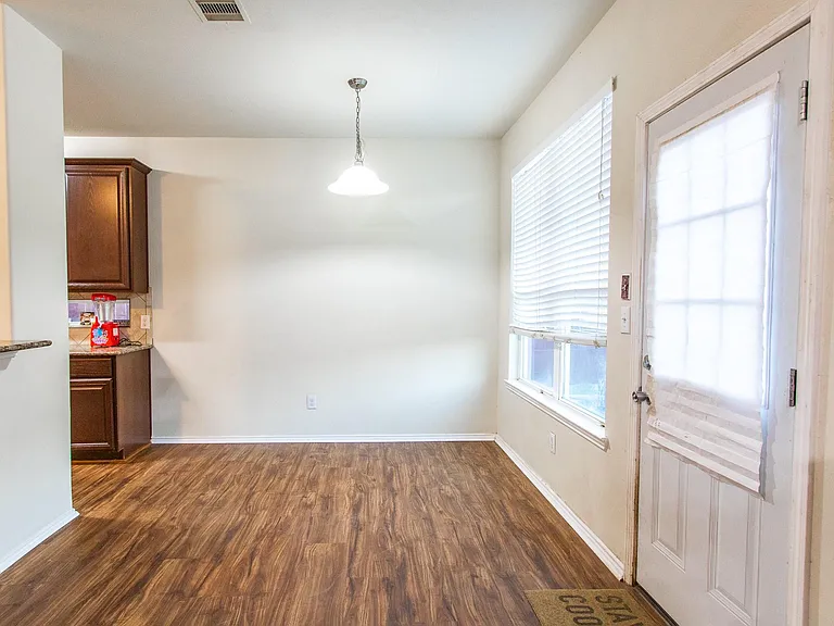 1107 Arum Rd — Photo 6
