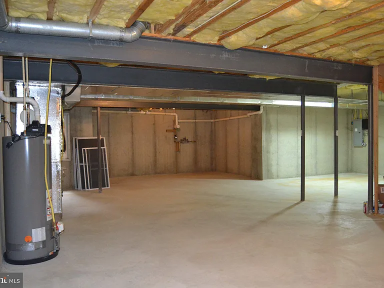806 Wren Ln — Photo 30