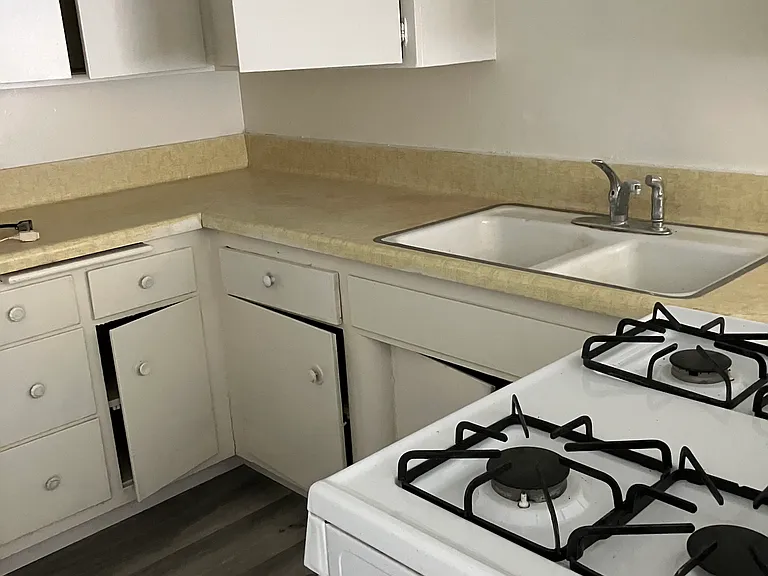 4520 Lowell Ave — Photo 7