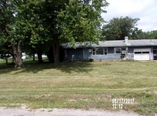 1310 Roberts St, Mt Zion, IL 62549