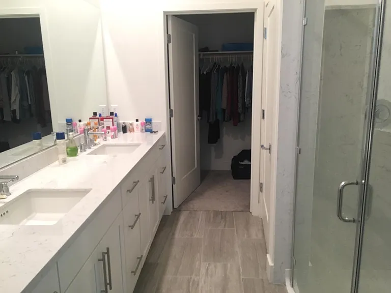 1660 Delano St #30 — Photo 1