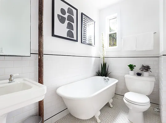 Sold by Corcoran | media 22